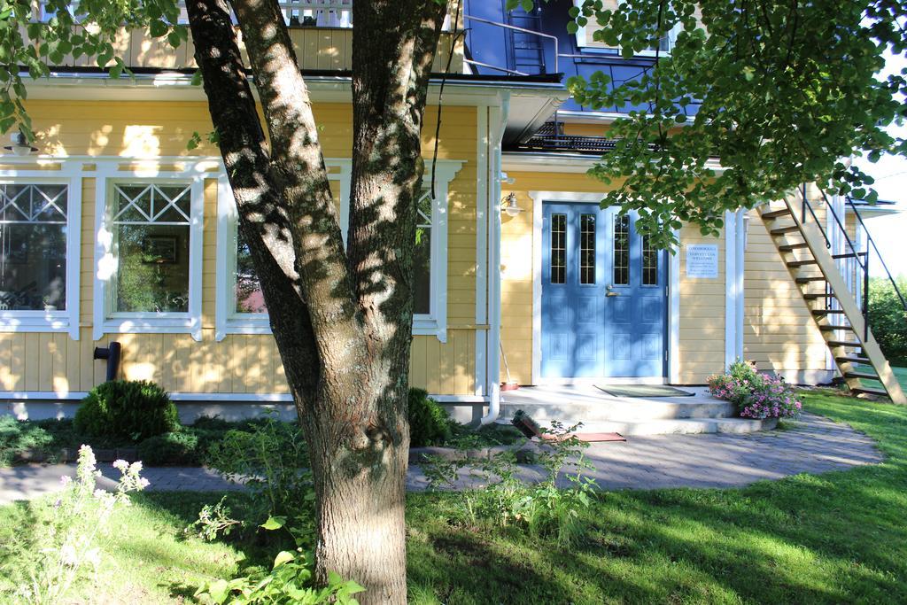 B&B Lomamokkila Савонлина Екстериор снимка