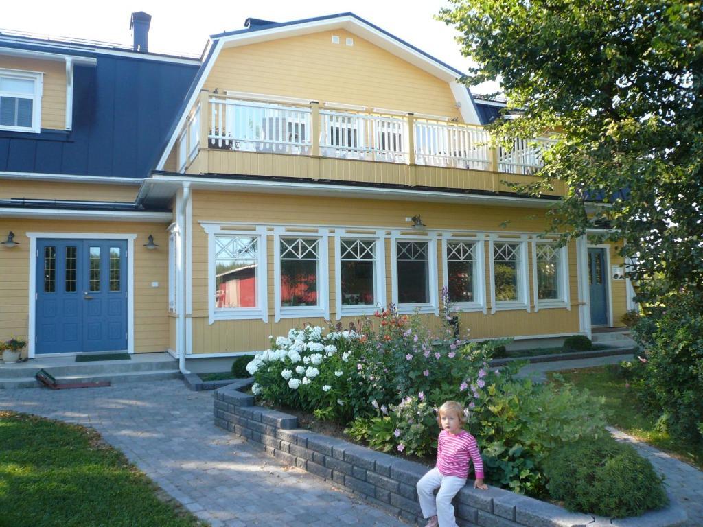 B&B Lomamokkila Савонлина Екстериор снимка